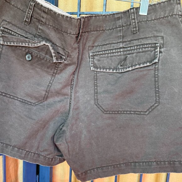 Old Navy Women’s Brown Utility Shorts Size 14 - Picture 2 of 3
